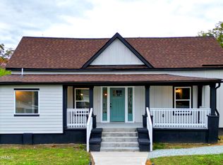 719 S Main St, Roxboro, NC 27573