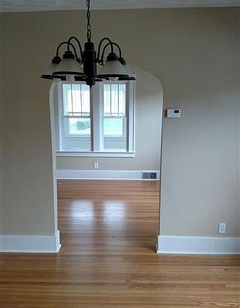 5th image of 308 Cadillac St