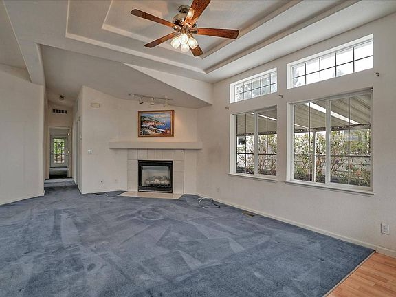 3rd image of 88 Timber Cove Dr