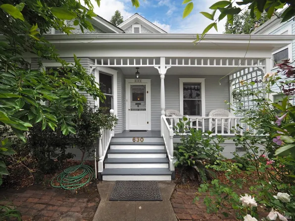 630 Charles Street, Santa Rosa, CA 95404