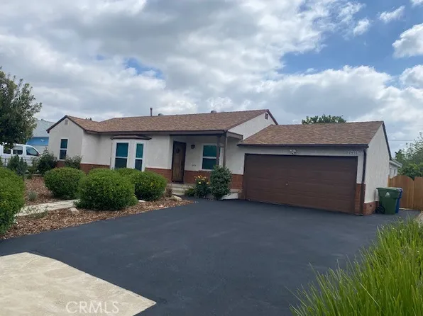 8474-8476 Hatillo Ave, Winnetka, CA 91306