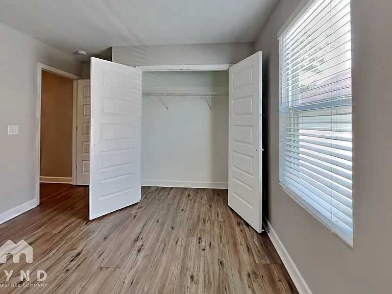 2233 Dale View Dr — Photo 13