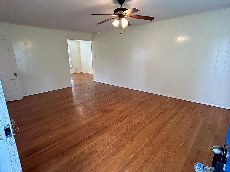1255 San Patricio Dr — Photo 7
