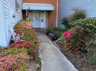 1220 Captain Adams Ct, Virginia Beach, VA 23455