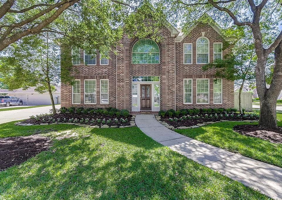 1st image of 15315 Wisteria Springs Dr