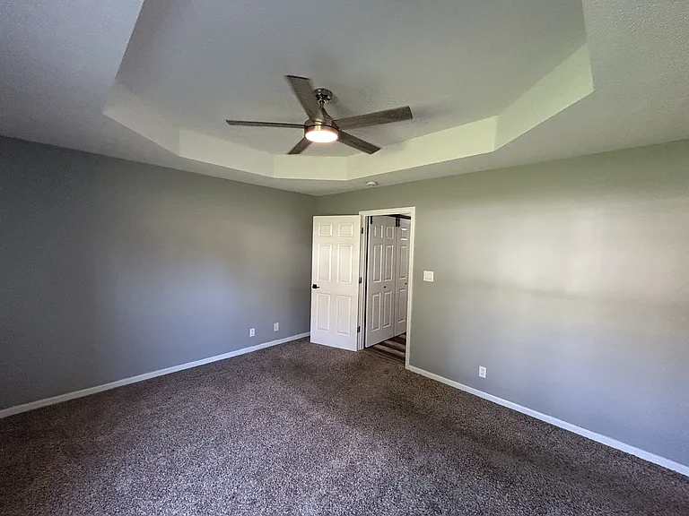 808 Leigh Ann Dr — Photo 9
