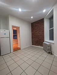 Rented by Homefront Management E29, Inc.