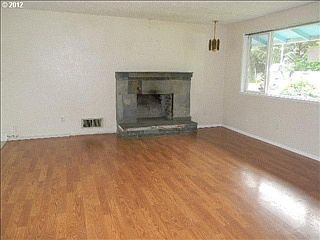 4th image of 4011 NE 137th Ave