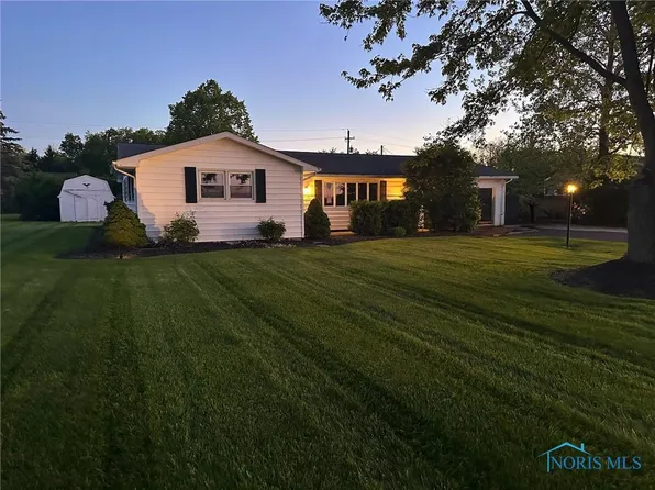 7336 State Route 15, Defiance, OH 43512