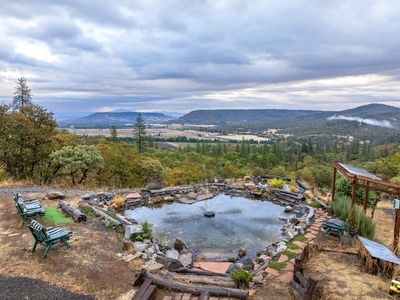 522 Sams Creek Rd, Gold Hill, OR, 97525