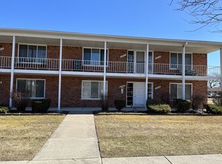 31914 Harper Ave UNIT 1-8, Saint Clair Shores, MI