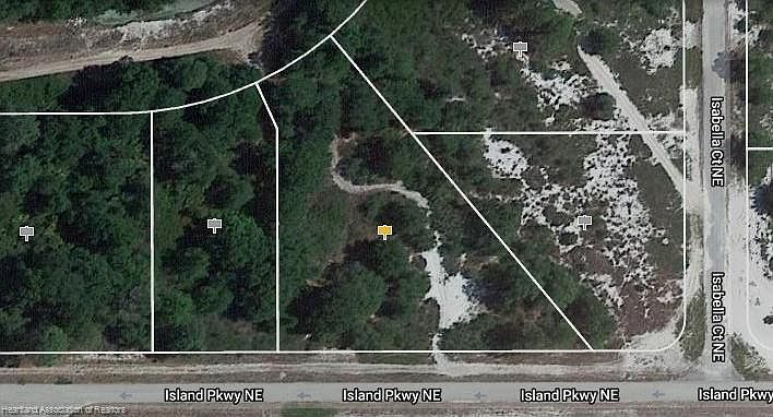 2nd image of 980 Island Pkwy NE