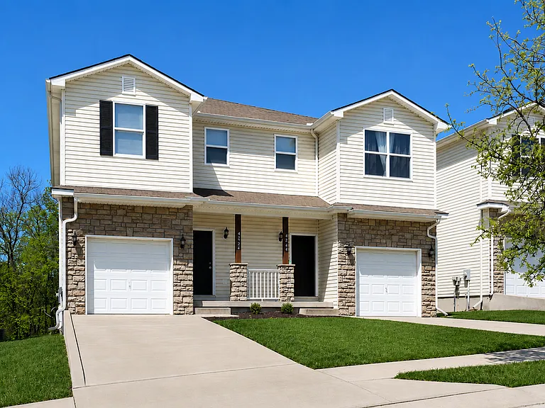 Holly Ridge Townhomes — Photo 20