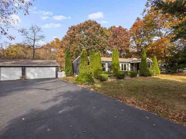 4646 E 1068 N, Demotte, IN 46310