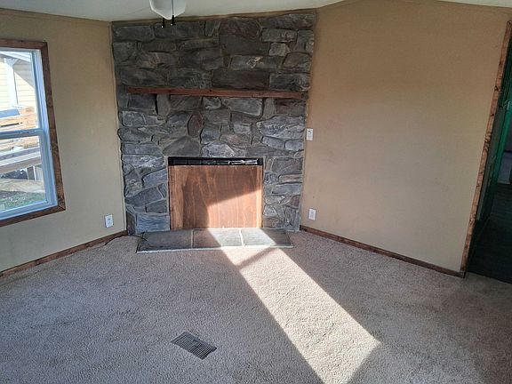 5th image of 239 N Park Ave #18