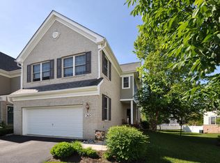30 Chatsworth Rd, Manalapan, NJ 07726