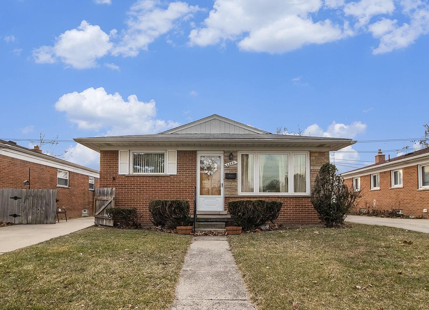 6569 Fenton St, Dearborn Heights, MI 48127 | Zillow