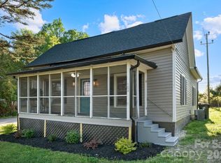 101 Fairview St, Clover, SC 29710