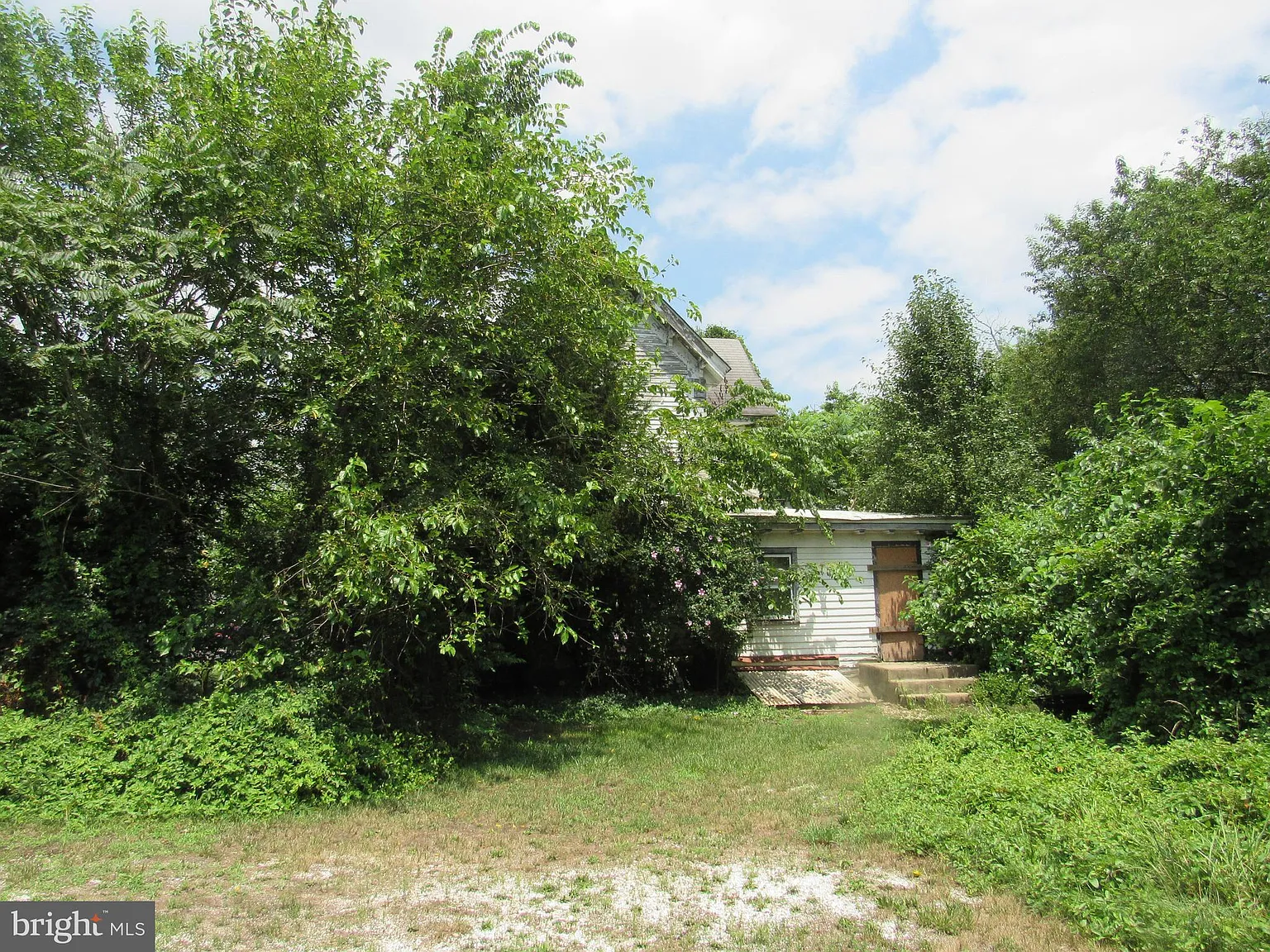 1 S Woodruff Rd photo 1