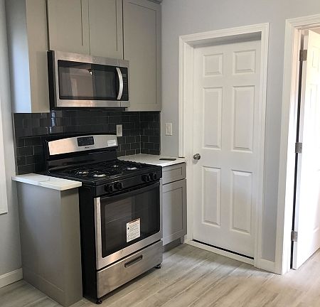 4th image of 48 Telford St