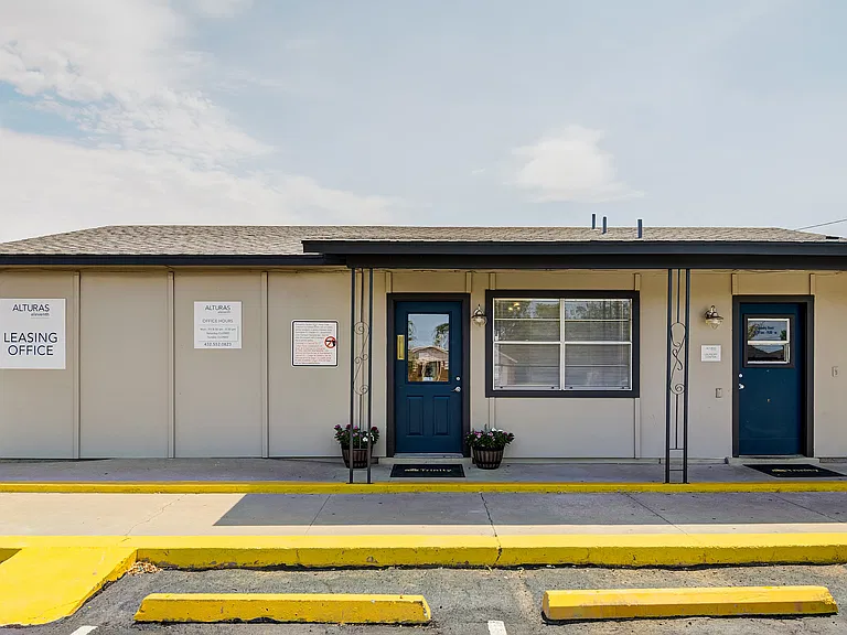 Alturas Eleventh — Photo 19