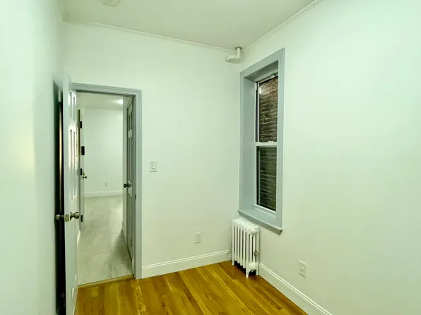 98 Saint Mark's Place image 3 of 7