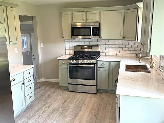 5th image of 1044 Larchwood Dr