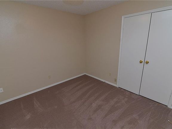 5th image of 2118 Hearthside Ln