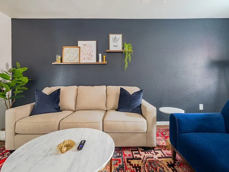 1912 Arbor St #3 — Photo 4