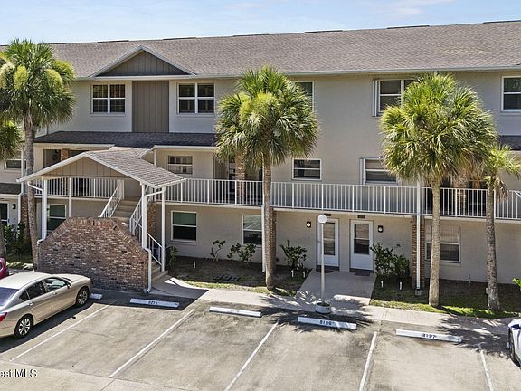2nd image of 1600 Woodland Dr APT 8106