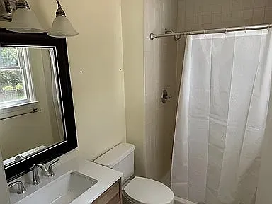 232 Rosehaven Dr — Photo 2