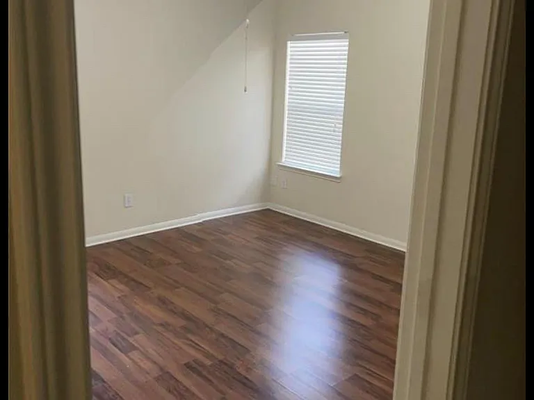 2707 Jade Forest Ln — Photo 6