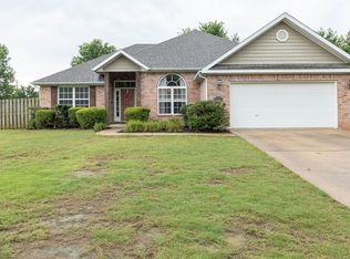 4949 W Waverly Rd, Fayetteville, AR 72704