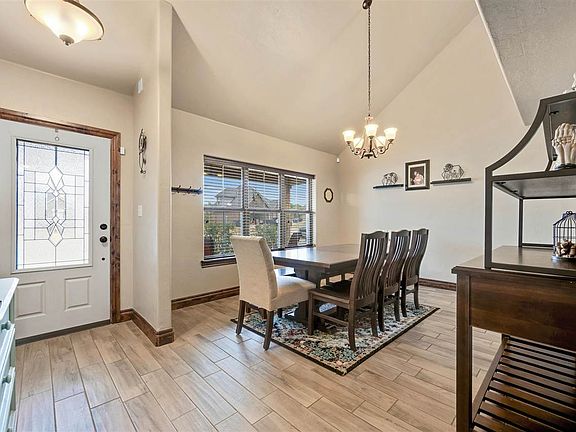 3rd image of 5706 NW Valor Ave