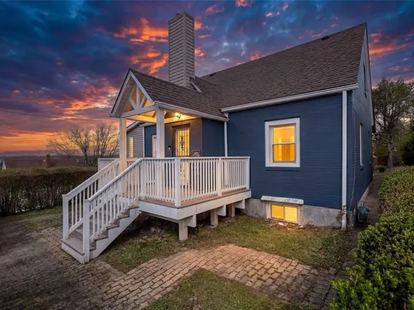 403 Oak St, West Mifflin, PA 15122