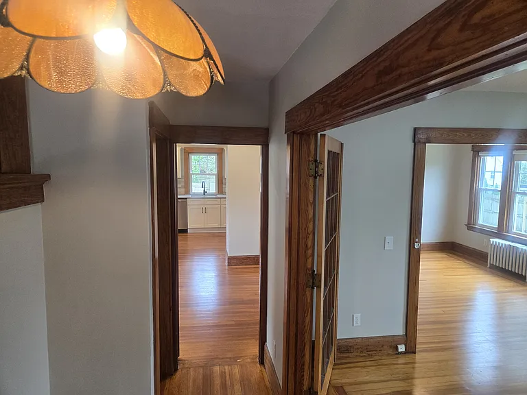 38 Maple St — Photo 3