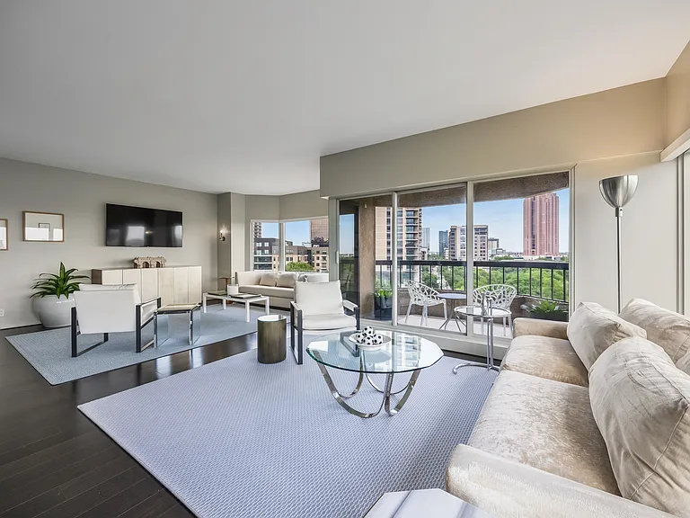 3030 McKinney Ave #701 — Photo 8