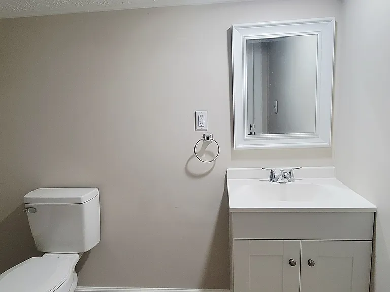 318 E Sumter St — Photo 7