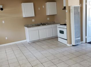 38130 11th St E #3, Palmdale, CA 93550