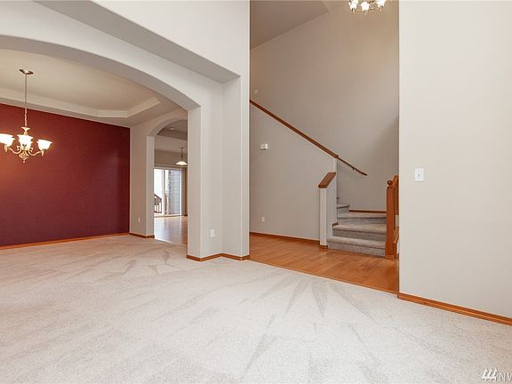 4th image of 331 198th St SW