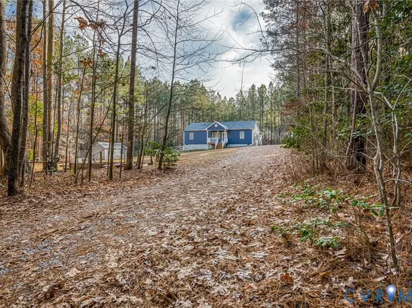 9419 Holdsworth Rd, Disputanta, VA 23842