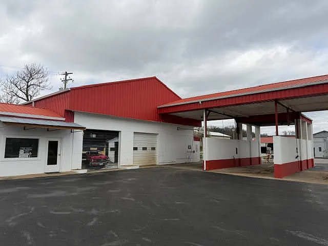 200 South Dixie Street - 1 — Photo 1