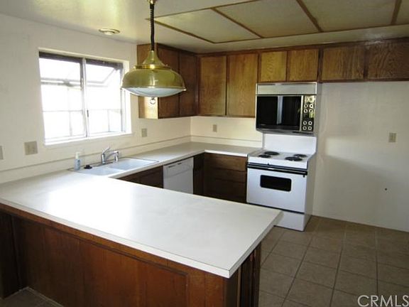 5th image of 28060 Northwood Dr