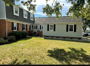 53 Hertzler Rd, Newport News, VA 23602