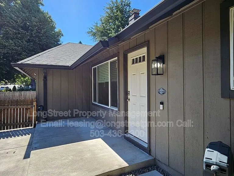 8645 SW Avery St — Photo 28