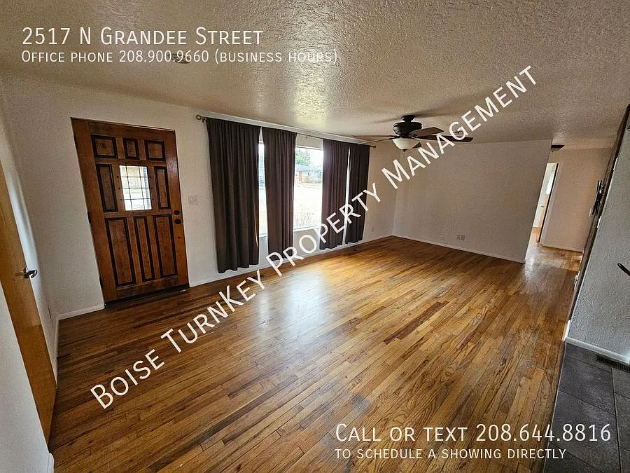 Cute 3 bedroom near Winstead Park! — Photo 2