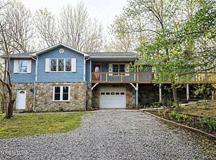 416 Walker Hollow Dr, Monterey, TN 38574
