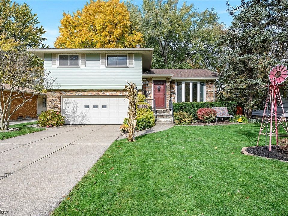 1st image of 24270 Palm Dr