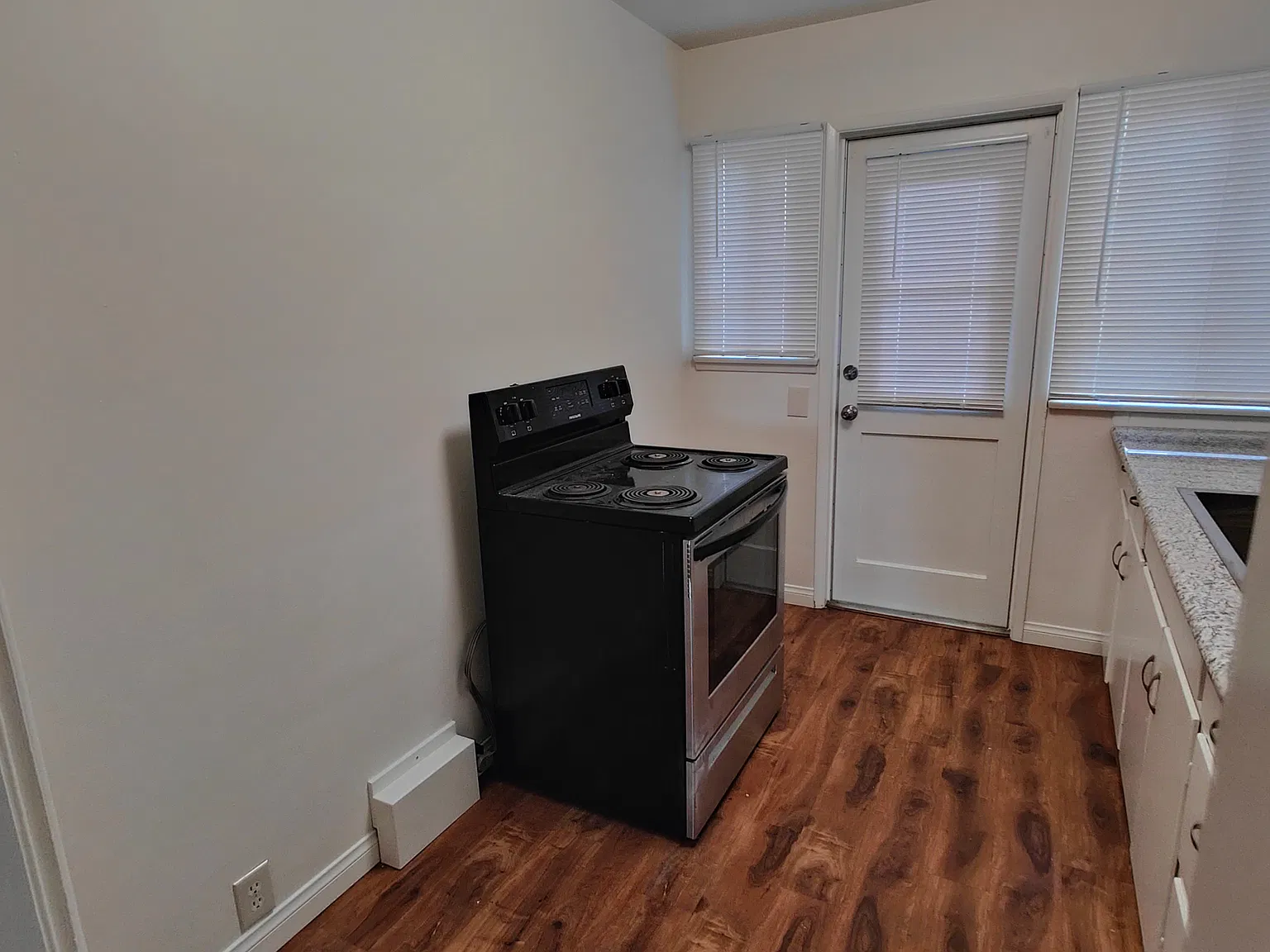 1 bed, $1,895 — Photo 4