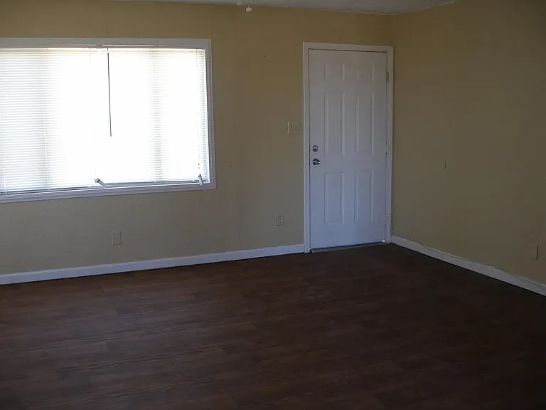 16693 City View Dr — Photo 7